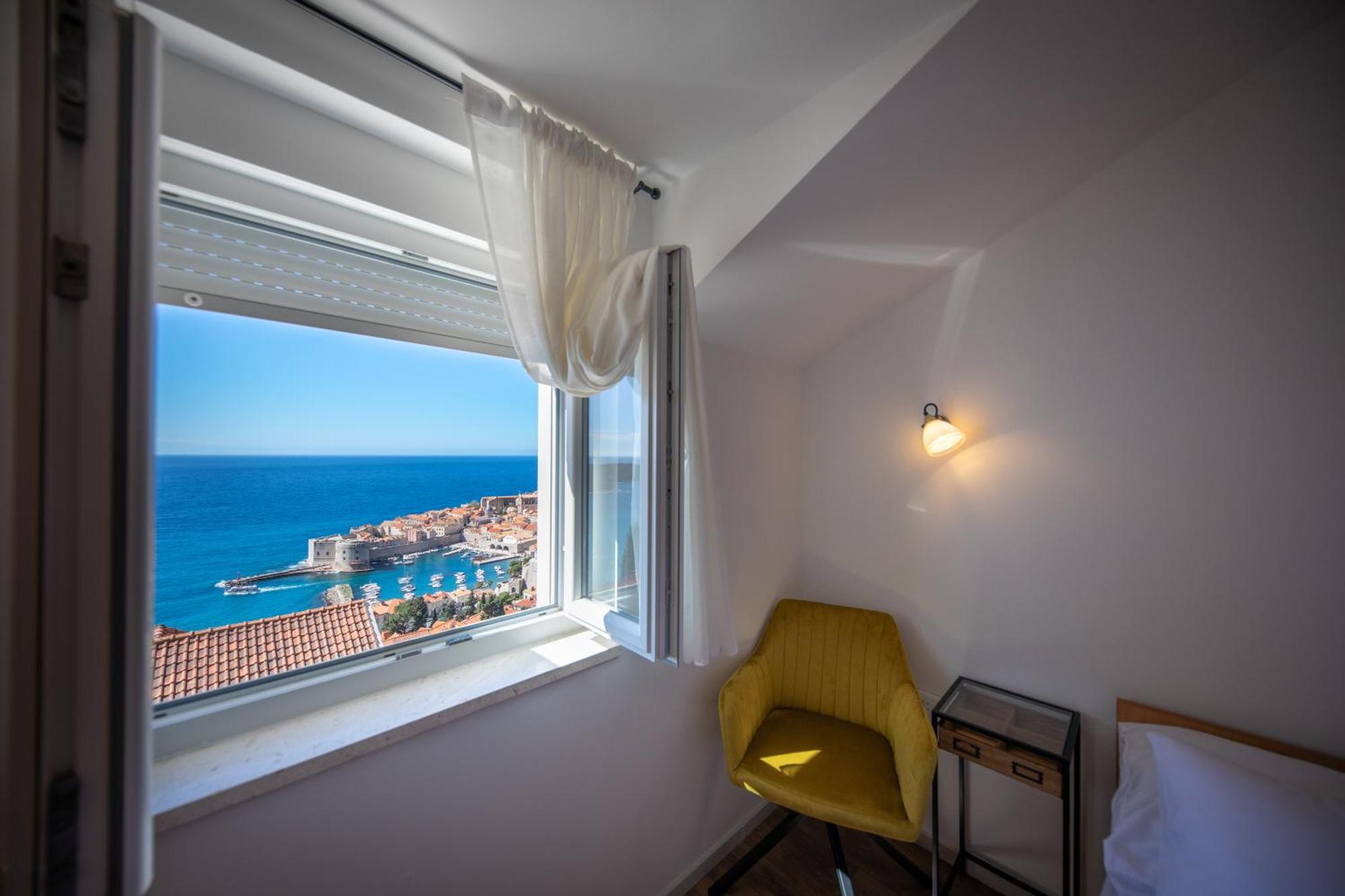 Mariana Apartment